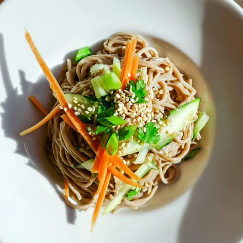 Cool Chilled Noodle Lunch Cups, featuring tender noodles and colorful vegetables, ready for easy meal prep.