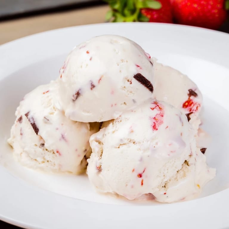 Easy, high-protein cottage cheese ice cream, blended and frozen for a refreshing treat.